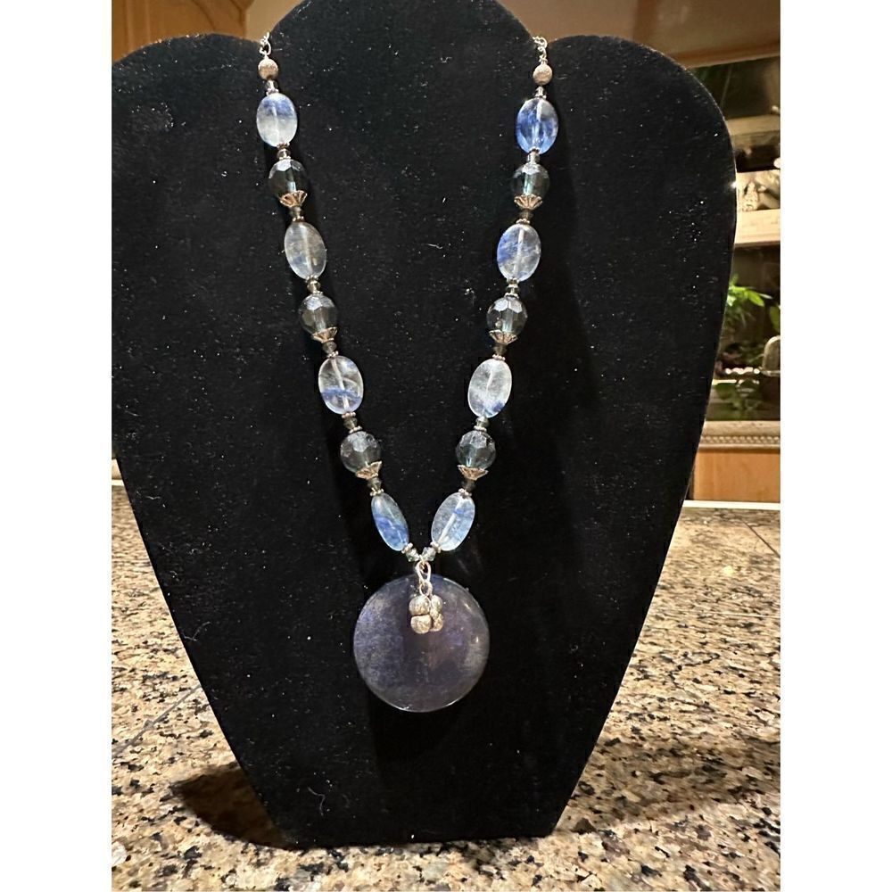 Beaded necklace 